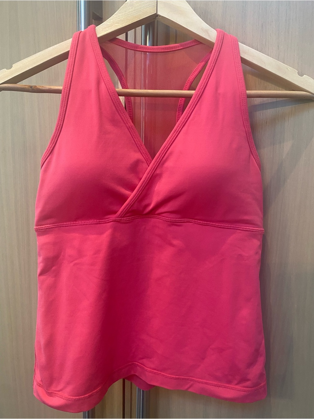 Lululemon Coral Pink Athletic Tank ptp 13 inches like new
